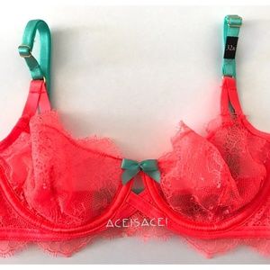NWT*VERY SEXY FLORAL Unlined Demi Bra-32B